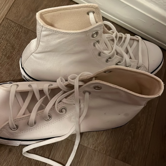 brand new never worn - Picture 3 of 3